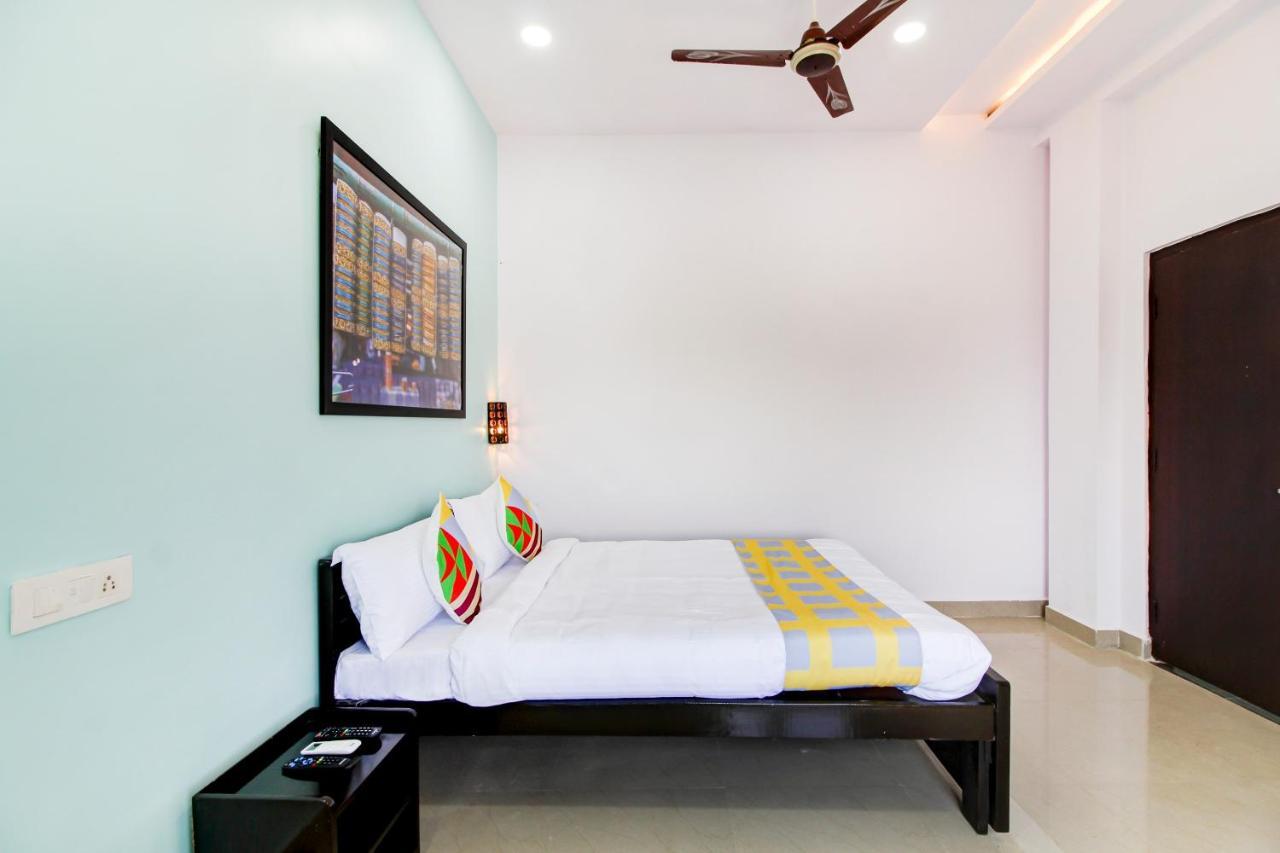 Hotel O Home Comfortable Stays, Near Aasam Gadh Current Office Sururnagar 외부 사진