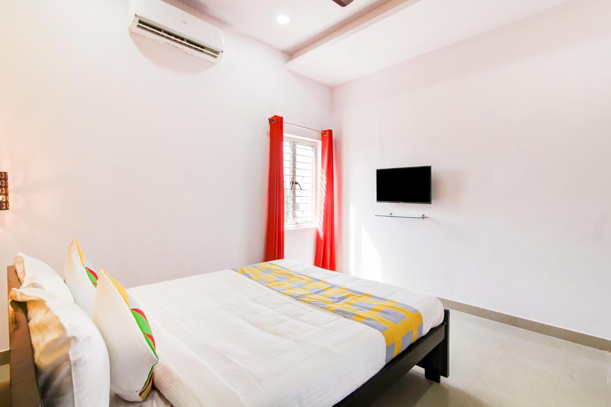 Hotel O Home Comfortable Stays, Near Aasam Gadh Current Office Sururnagar 외부 사진