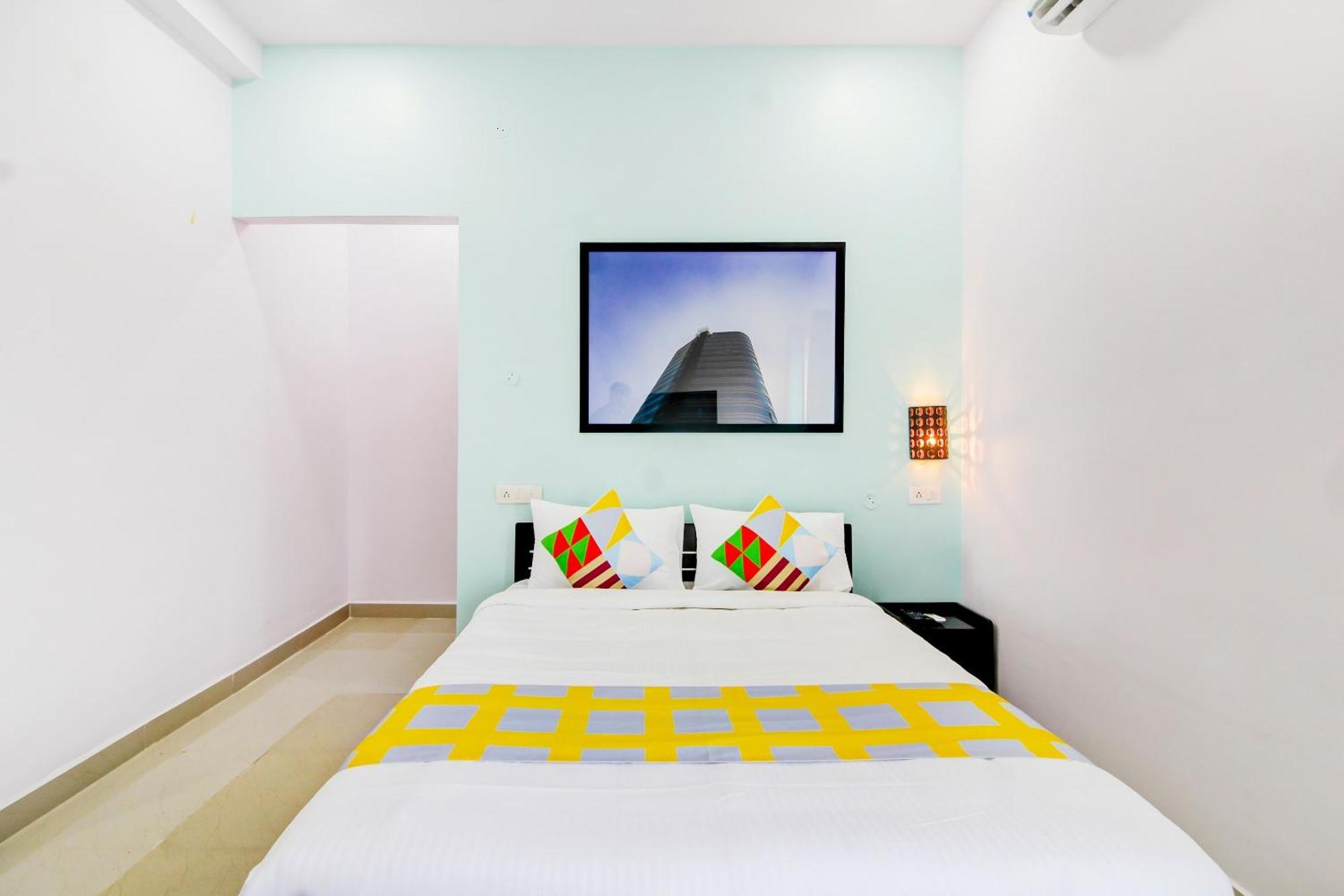 Hotel O Home Comfortable Stays, Near Aasam Gadh Current Office Sururnagar 외부 사진
