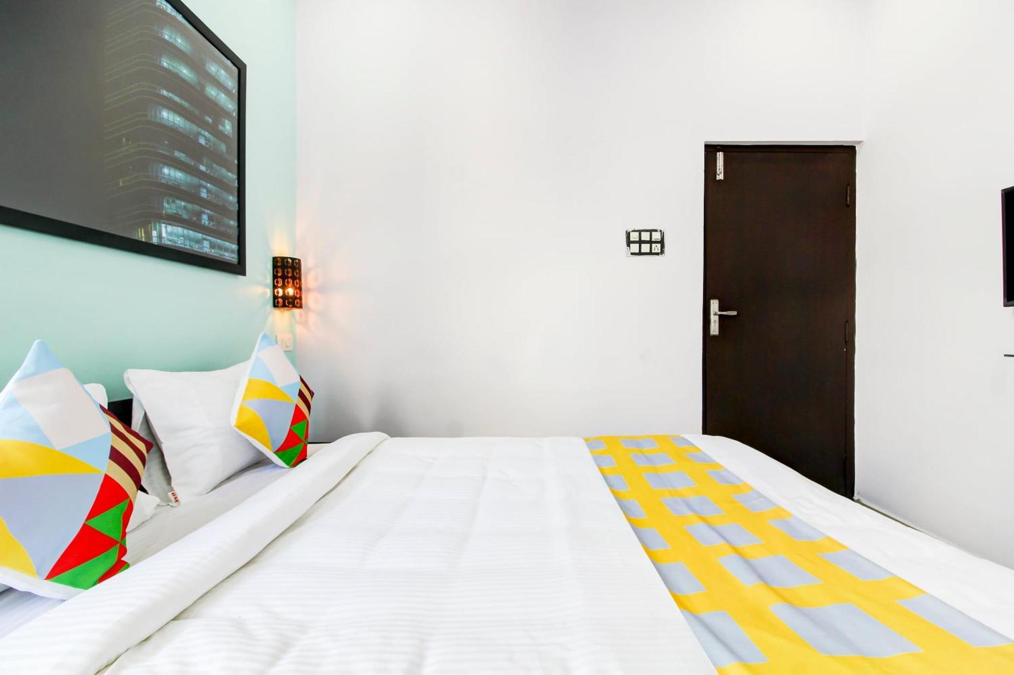 Hotel O Home Comfortable Stays, Near Aasam Gadh Current Office Sururnagar 외부 사진